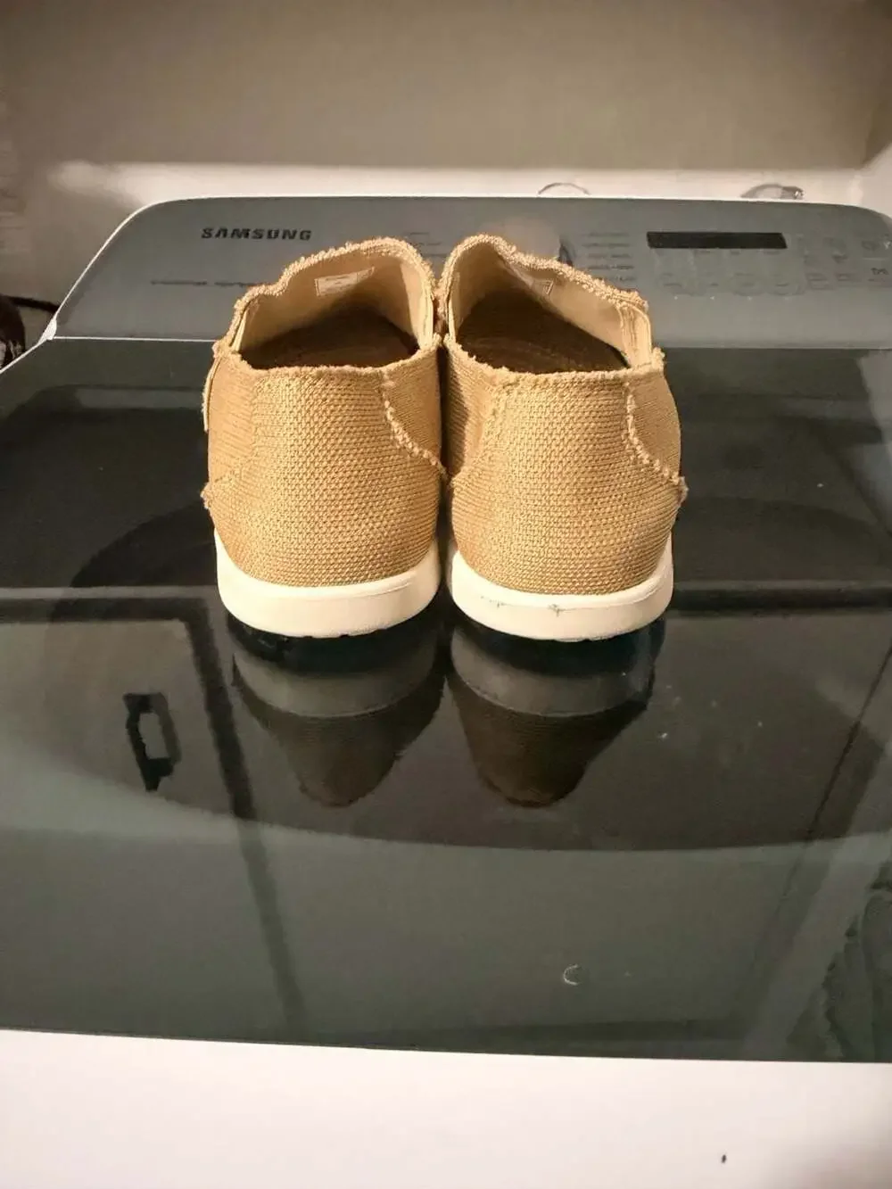 Crocs Men's Santa Cruz Canvas Slip-On Loafer Khaki Beige Size 9